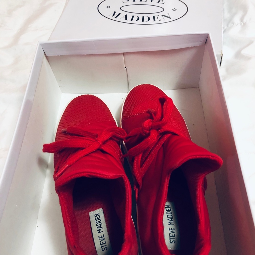 Shoes - Picture 3 of 3